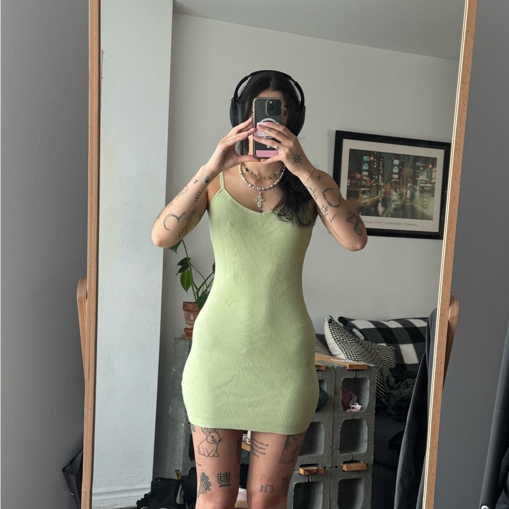 Light green dress